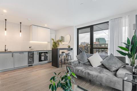 undefined, Windsor Square, London, SE18