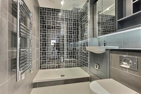3 bedroom apartment for sale, Southlake Road, Plumstead, London, SE28