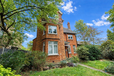 undefined, Burnt Ash Lane, Bromley BR1