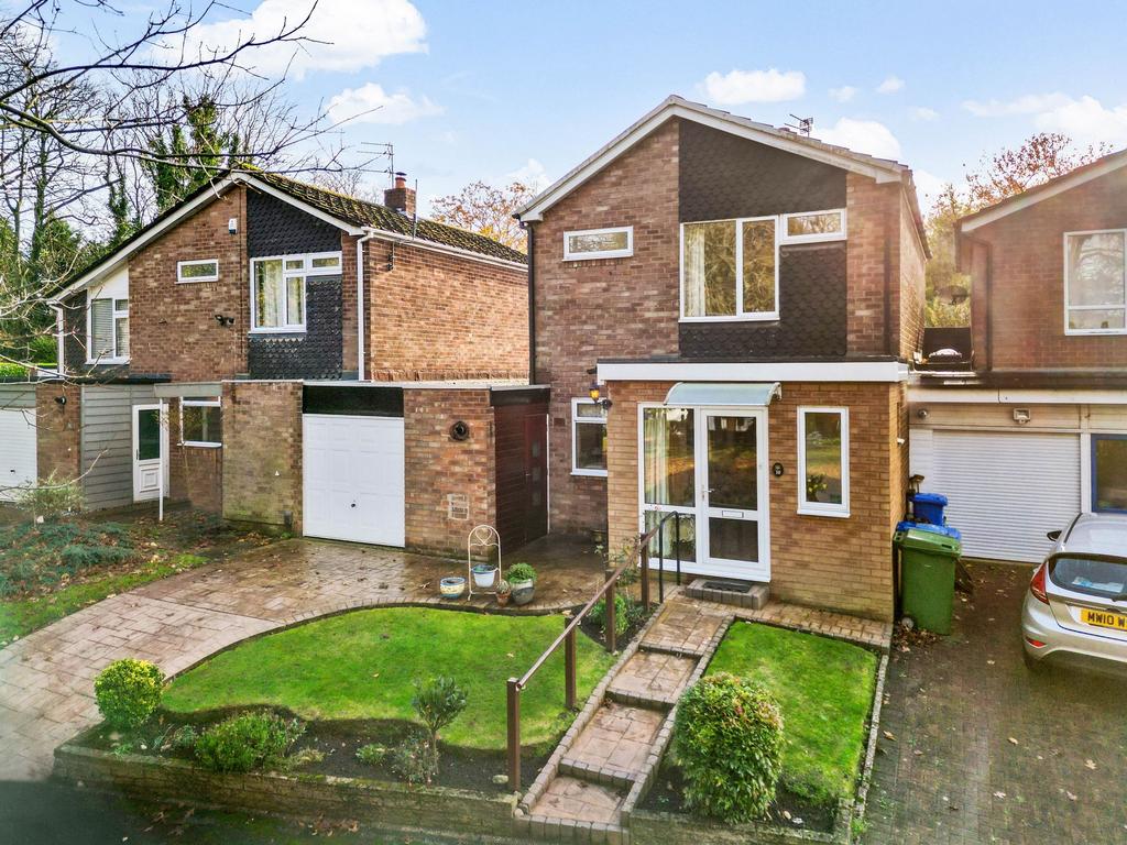 Peveril Close Appleton WA4 4 Bed Link Detached House For Sale 340 000 peveril-close-appleton-wa4-4-bed-link-detached-house-for-sale-340-000