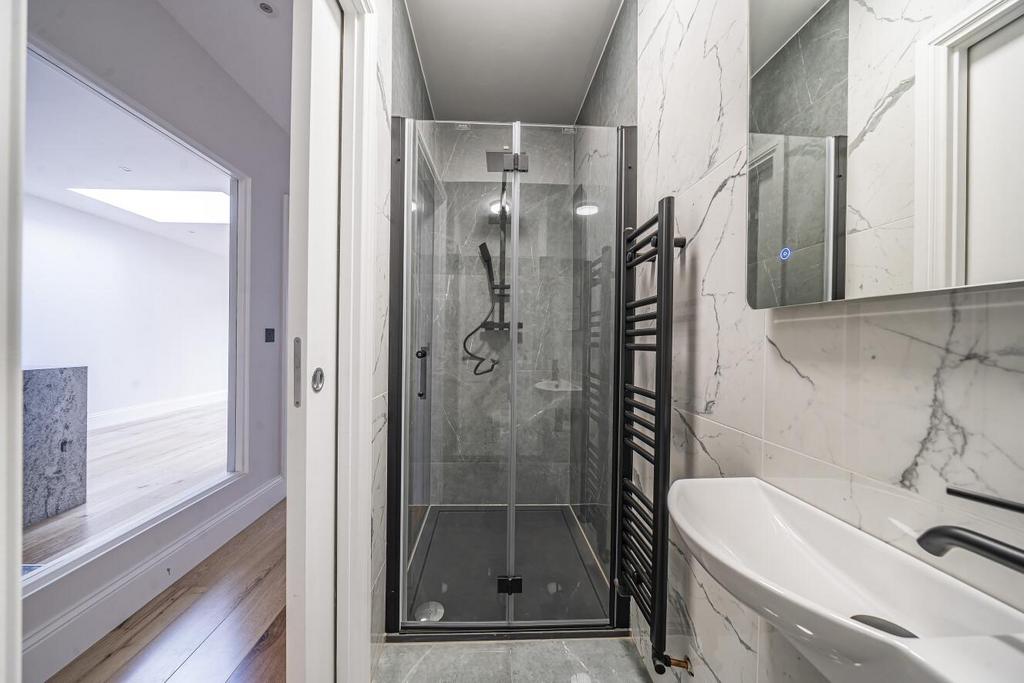 Picture 13