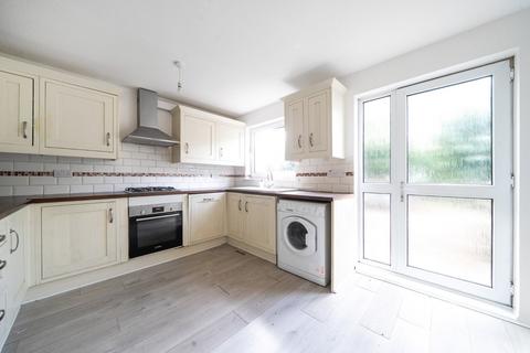 4 Blossom Close, London, W5 4YE