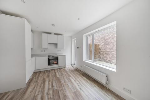 undefined, The Avenue, Ealing, London, W13