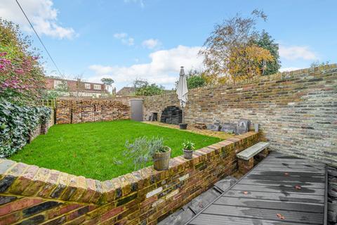 9 Richmond Road, London, W5 5NS