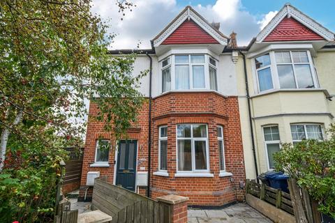 Waldegrave Road, London, W5