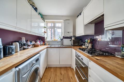 3 bedroom flat for sale, Argyle Road, London, W13