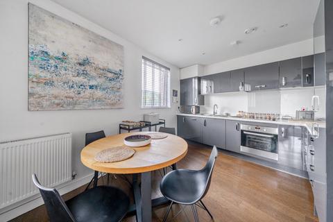 2 bedroom property for sale, Kenneth Way, London, W5