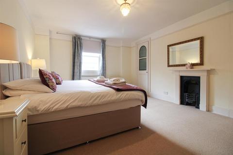 undefined, St Georges Road, Cheltenham GL50 3DU