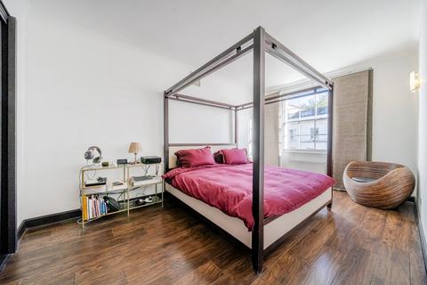 2 bedroom flat for sale, Gloucester Terrace, Bayswater, London, W2