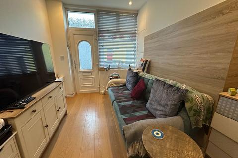 3 bedroom terraced house for sale, Babbacombe Road, Torquay, TQ1 3SR