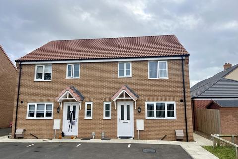 3 bedroom semi-detached house for sale, Hodgson Avenue, Leiston
