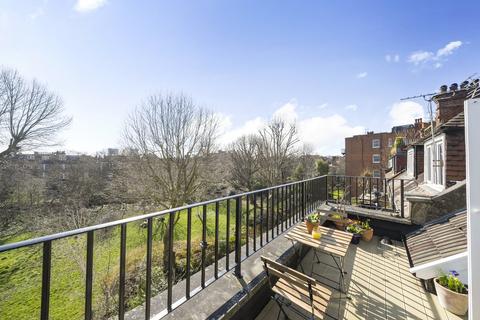 3 bedroom apartment for sale, Broadhurst Gardens, London, NW6