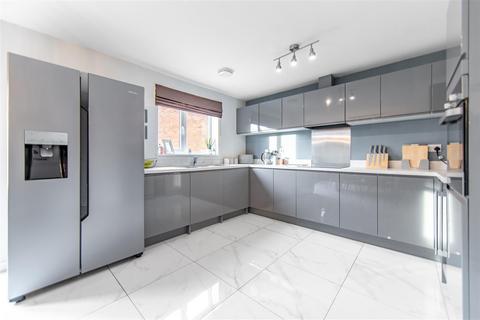 4 bedroom detached house for sale, Stoneman Court, Havannah Park, NE13