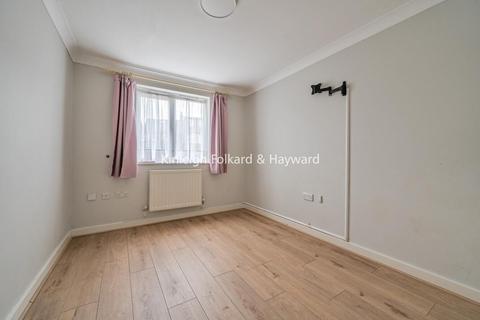 2 bedroom flat for sale, Hazelwood Lane, Palmers Green, London, N13