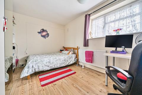 undefined, Reservoir Road, Southgate, London, N14