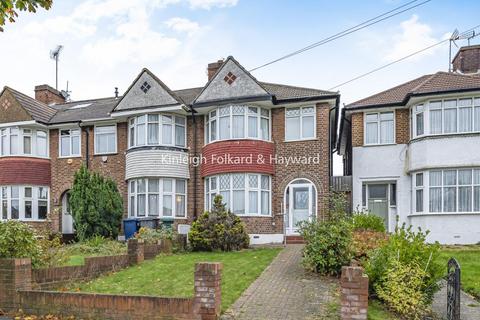 3 bedroom end of terrace house for sale, Hampden Way, London, N14