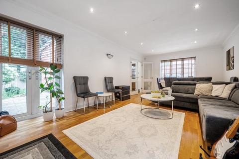 undefined, Cannon Hill, Southgate, London, N14