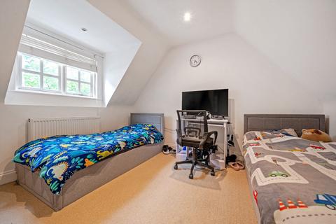 undefined, Cannon Hill, Southgate, London, N14