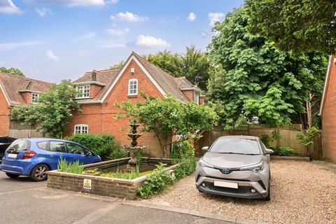 undefined, Cannon Hill, Southgate, London, N14