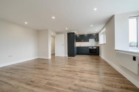 1 bedroom flat for sale, Chase Road, London, N14