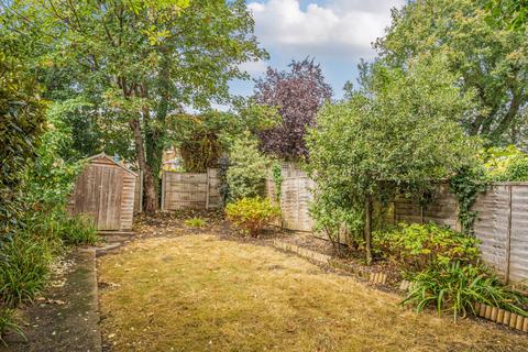 29 Old Park Road, London, N13 4RG