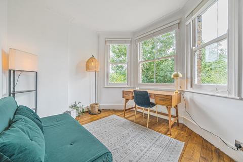 29 Old Park Road, London, N13 4RG