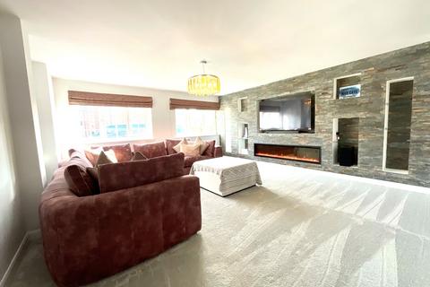 5 bedroom detached house for sale, The Sidings, Barton PR3