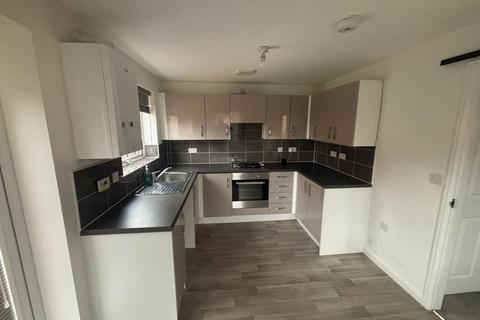 3 bedroom semi-detached house to rent - Little Fell Road, Sheffield