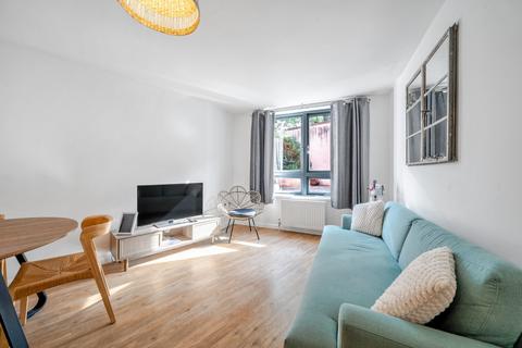 Shepherd's Bush Road, Hammersmith, London, W6