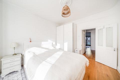 1 bedroom flat for sale, Tadmor Street, London, W12