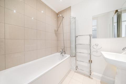 1 bedroom flat for sale, Tadmor Street, Shepherd's Bush, London, W12