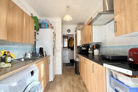 1 bedroom semi-detached bungalow for sale, Station Road, Westbury