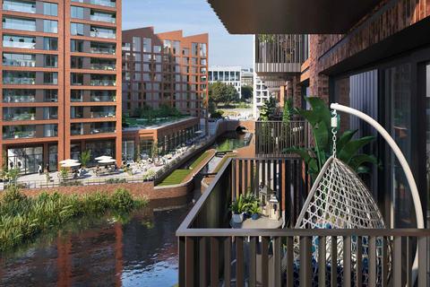 undefined, Glasswater Locks, Belmont Row, Birmingham, B4