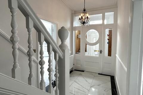 5 bedroom end of terrace house for sale, Menlove Avenue, Allerton, Liverpool