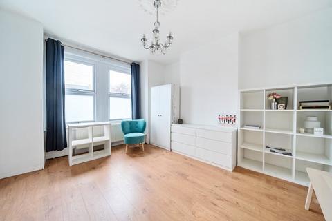 3 bedroom flat for sale, Kilmorie Road, Forest Hill, London, SE23