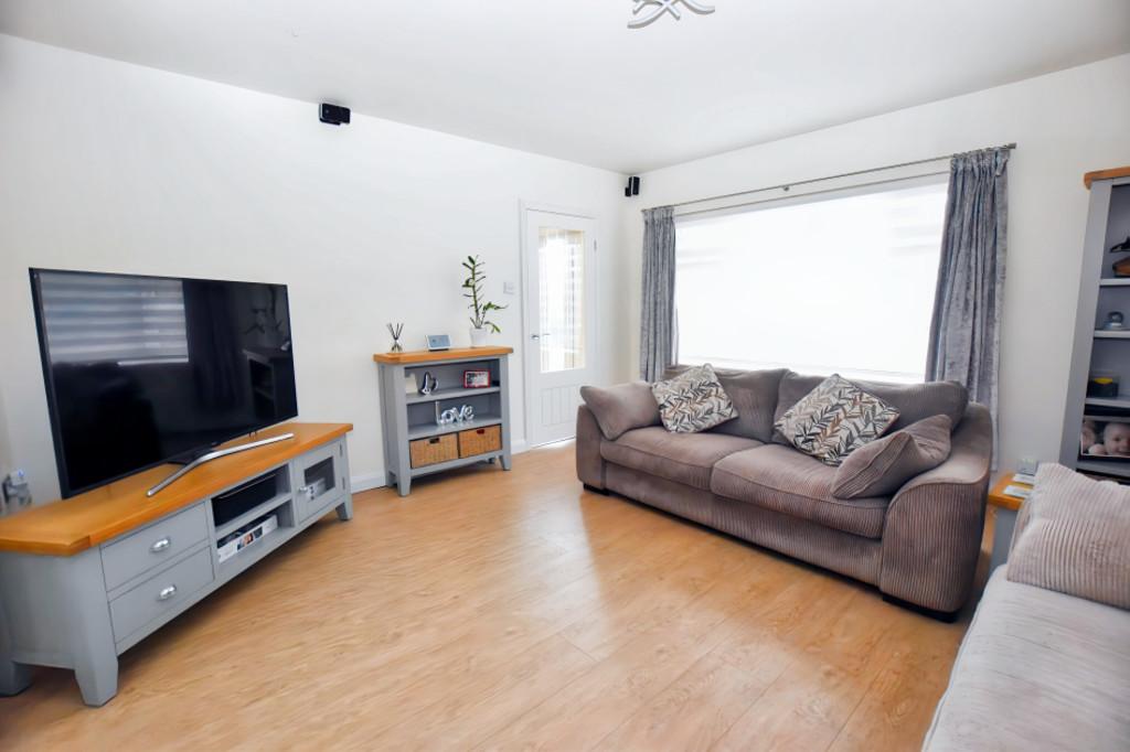 Lounge 2