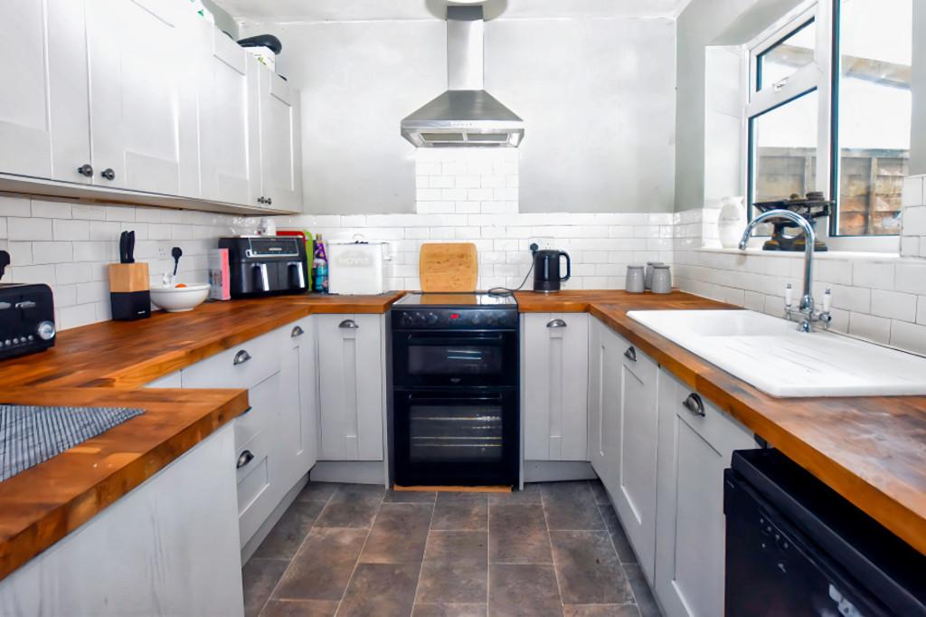 Breakfast Kitchen 2