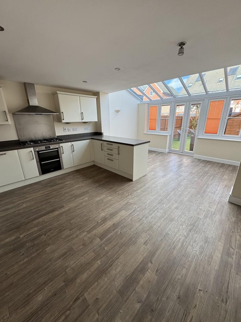 Kitchen lounge