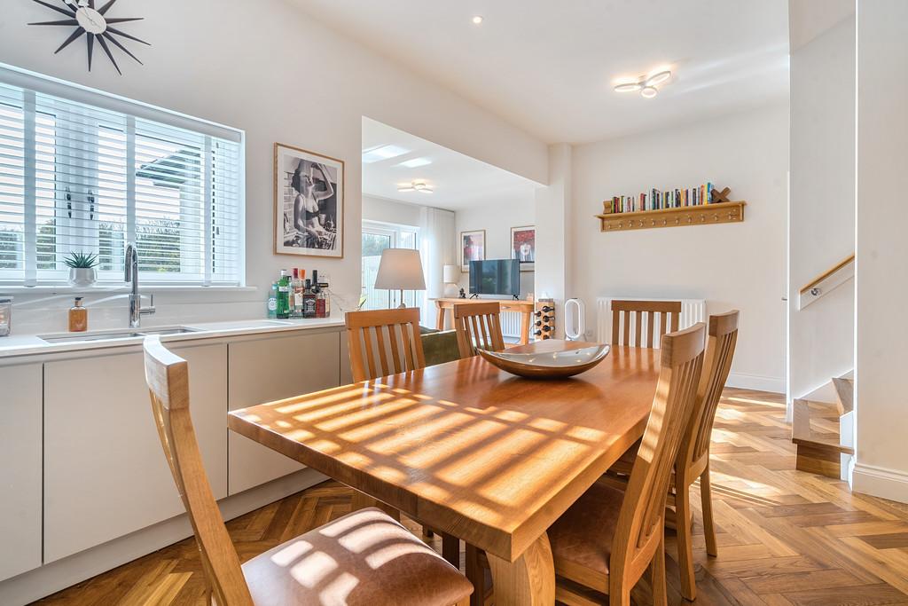 Dining kitchen