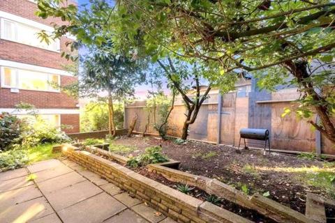 undefined, Temple Fortune Lane Hampstead Garden Suburb NW11