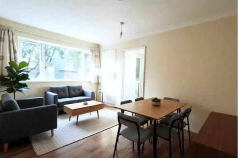 undefined, Temple Fortune Lane Hampstead Garden Suburb NW11