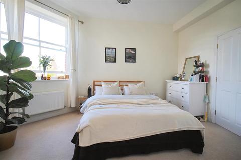 2 bedroom flat to rent, Mill Lane, Aylsham, Norwich