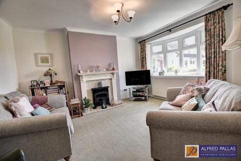 2 bedroom semi-detached bungalow for sale, Ravensbourne Avenue, East Boldon
