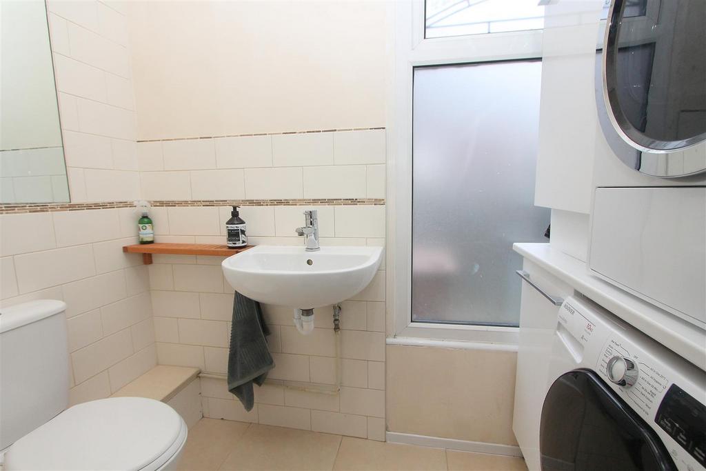 Downstair wc.JPG
