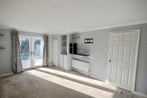 3 bedroom semi-detached house for sale, Wealden Close, Crowborough