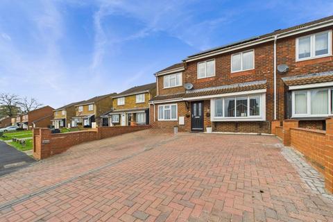 Conway Road, Calcot, Reading, RG31