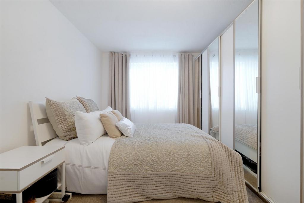 3 Sheppards Court, Horsenden Lane North - 3l FFUXbu