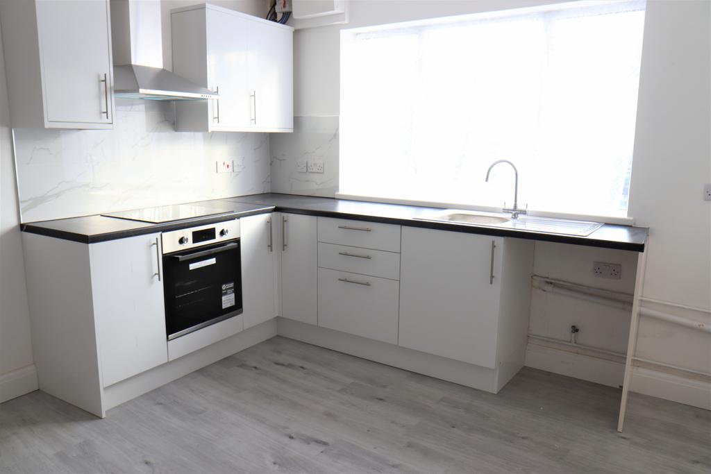 2 Bedroom Flat to Rent
