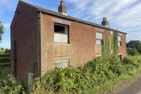 Land for sale, 199 Eaugate Road, Moulton Eaugate, PE12 0XJ