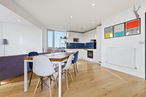 3 bedroom apartment for sale, Sky View Tower, Stratford